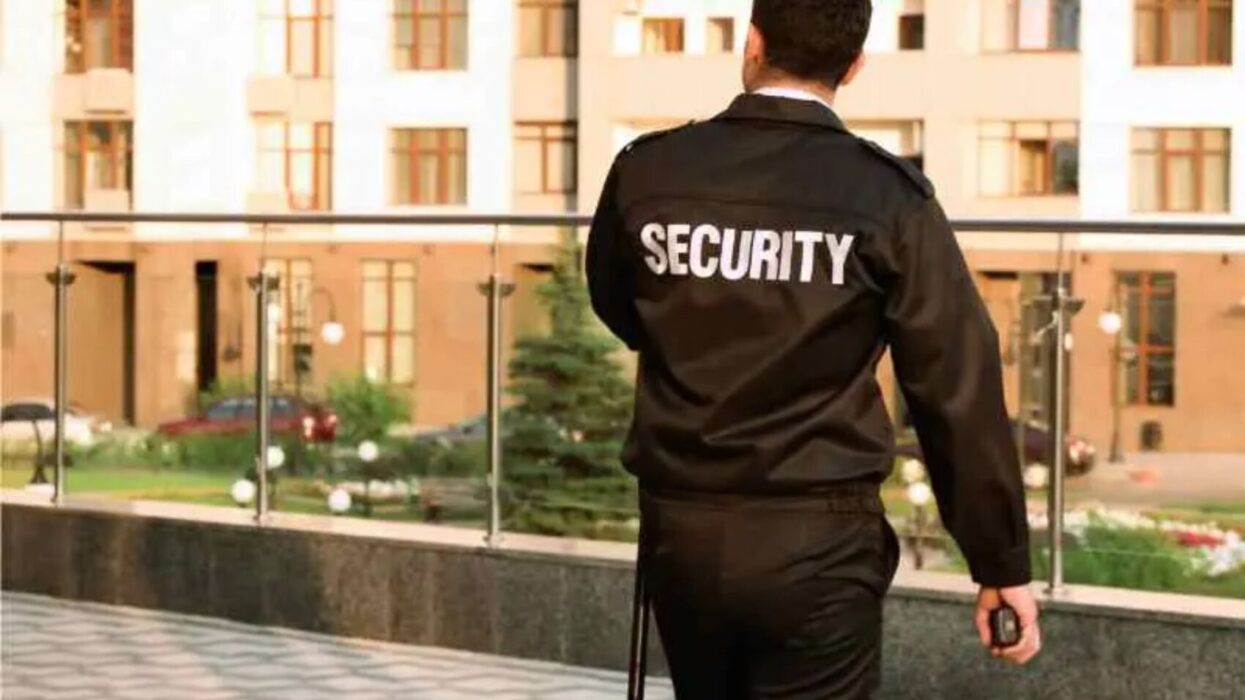 تأمين أصولك لماذا تعتبر خدمات حراسة الأمن التجاري ضرورية (1)