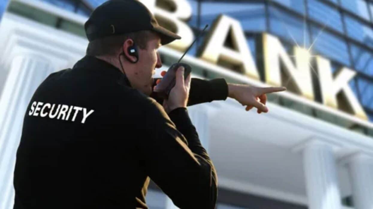 شركات الحراسة الأمنية في تعزيز دور التكنولوجيا